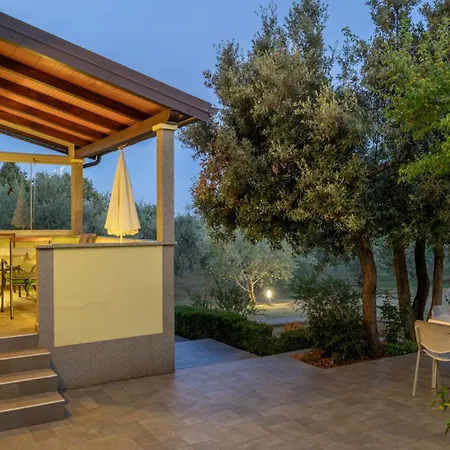 Terra Istriana By Guide *